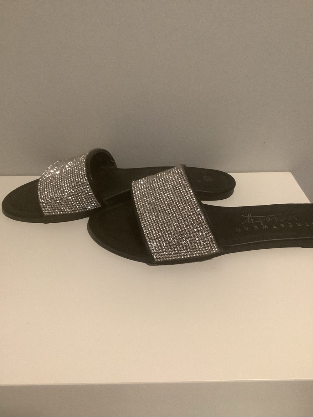 Bundle item ~ Rhinestone Slide Sandals - Picture 4 of 4